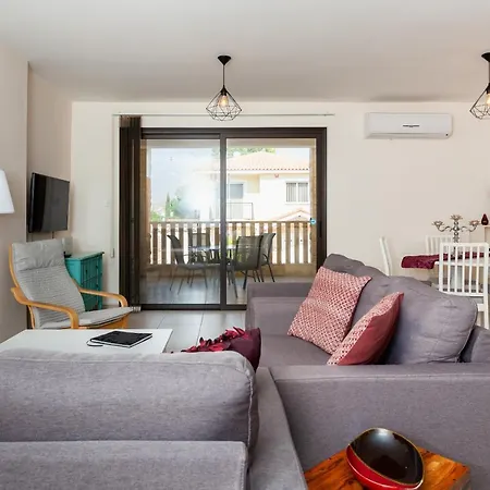 Blue Serenity, Apartment Pyla