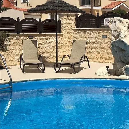 Blue Serenity, * Pyla